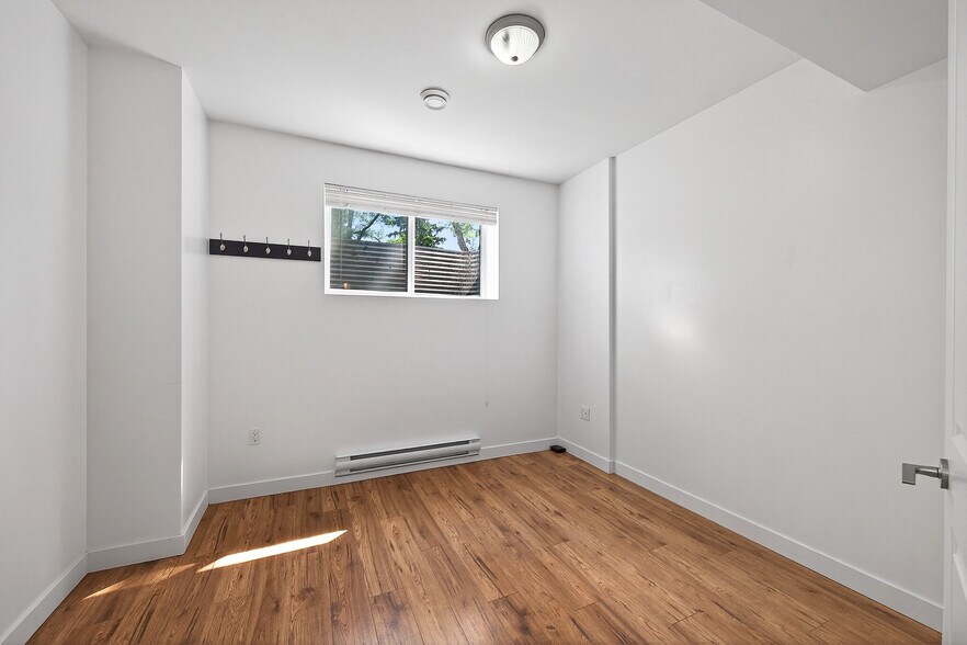 More Photos Of 10204-10210 113 Ave NW, Edmonton Apartments For Sale
