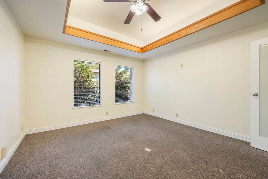 More Photos Of 2100 Tennessee St, Vallejo Office For Sale