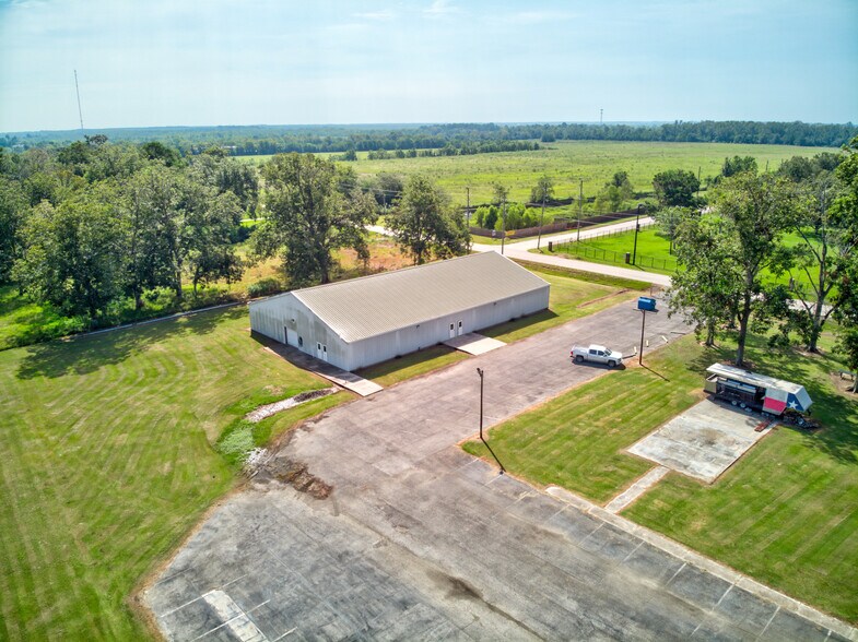 More Photos Of 1719 Huffman-Eastgate Rd, Huffman Showroom For Sale