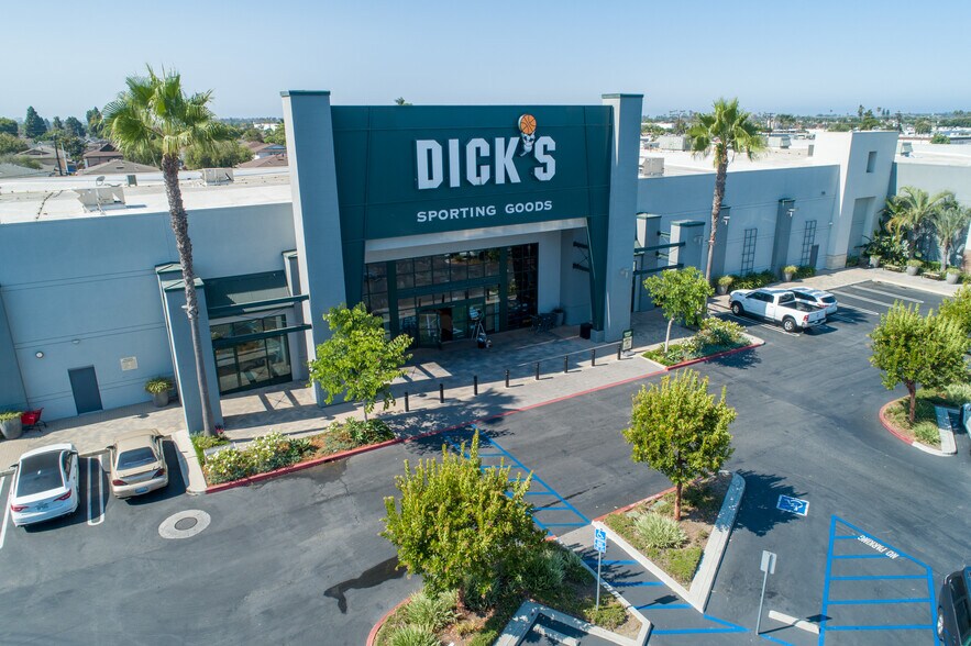 More Photos Of 7490-7664 Edinger Ave, Huntington Beach Unknown For Lease