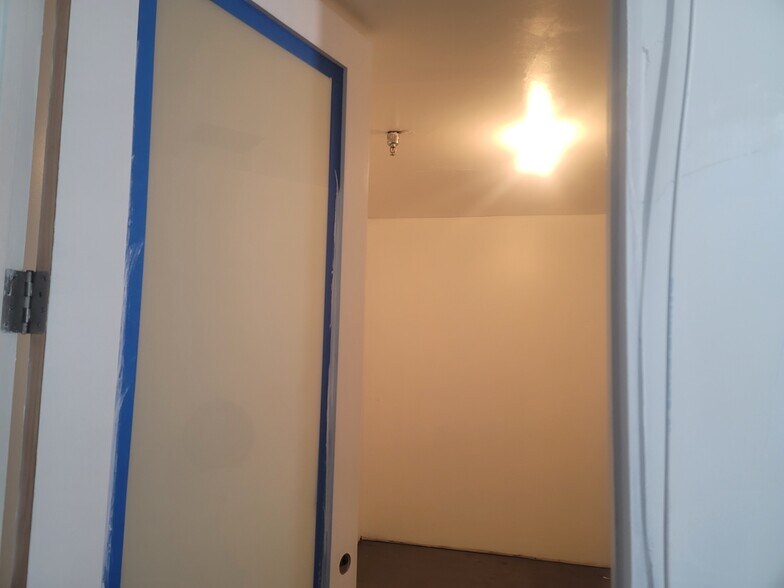 More Photos Of 801 E 7th St, Los Angeles Warehouse For Lease