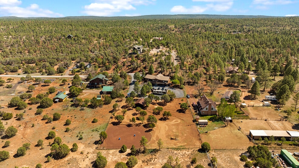 More Photos Of 7056 Bustin Dutch Trl, Show Low Multifamily For Sale