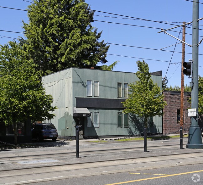 More Photos Of 4017 N Interstate Ave, Portland Storefront For Lease