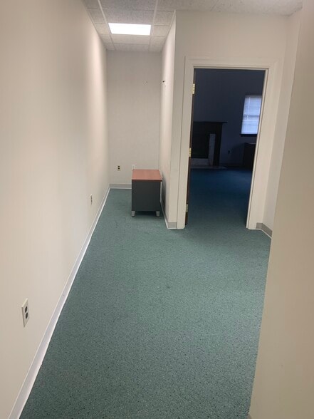 More Photos Of 191 Godwin Ave, Wyckoff Office For Lease