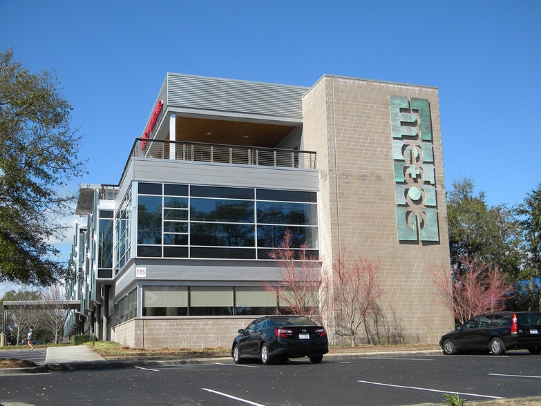 More Photos Of 8115 Market St, Wilmington Medical For Sale