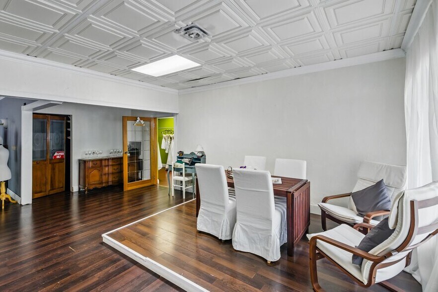 More Photos Of 4066 Broward Blvd, Fort Lauderdale Storefront Retail Office For Sale