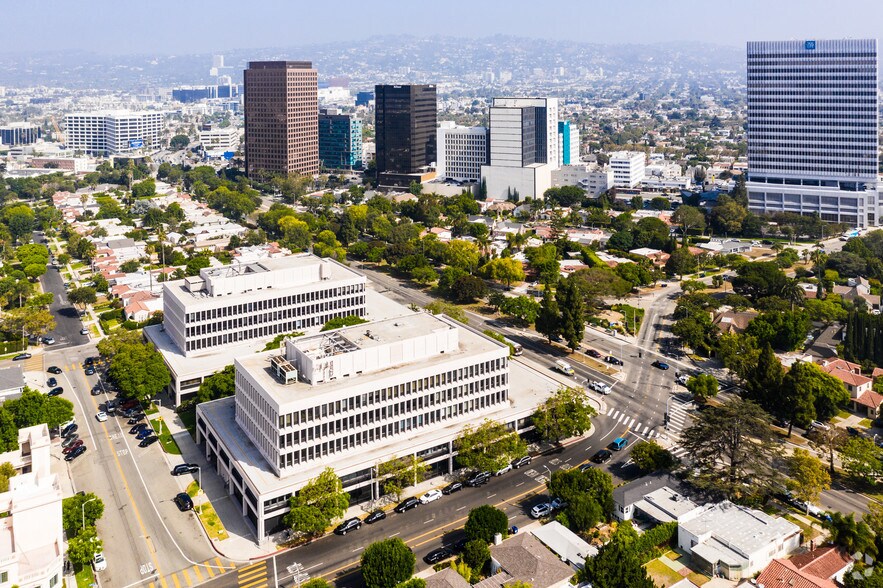 More Photos Of 6310 San Vicente Blvd, Los Angeles Unknown For Lease