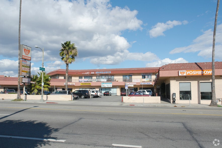 Primary Photo Of 4319-4341 W Sunset Blvd, Los Angeles Restaurant For Lease