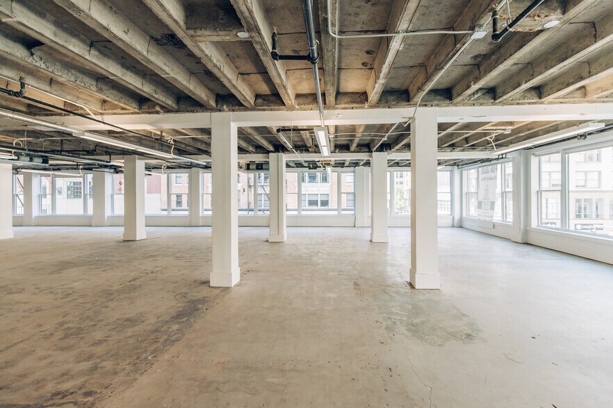 More Photos Of 705-711 SW Alder St, Portland Office For Lease