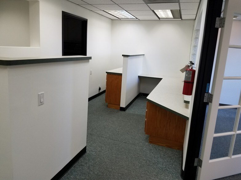 More Photos Of 2700 N Bellflower Blvd, Long Beach Medical For Lease