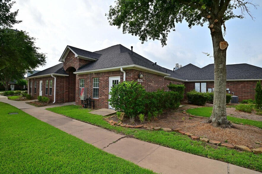 More Photos Of 2021 FM 1092 Rd, Missouri City Assisted Living For Sale