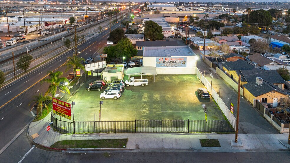 More Photos Of 9979 San Fernando Rd, Pacoima Land For Lease