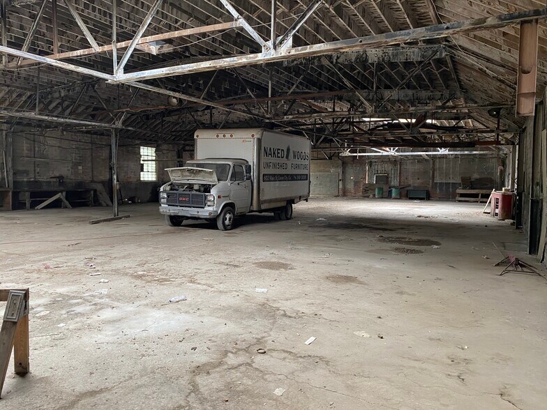 More Photos Of 2900 W 29th St, Pueblo Warehouse For Lease