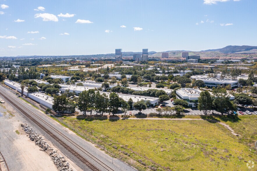 More Photos Of 188 Technology Dr, Irvine Research And Development For Lease