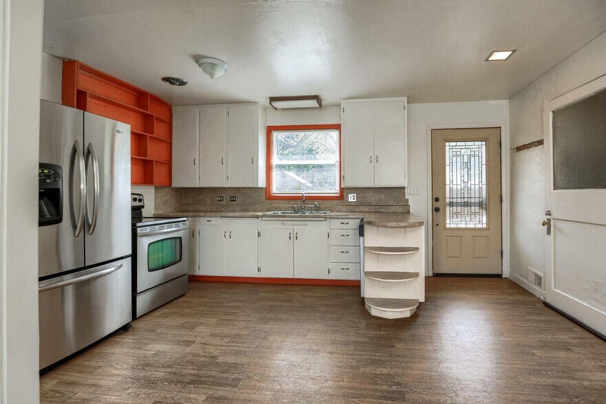 More Photos Of 128 S Mountain Ave, Ashland Apartments For Sale