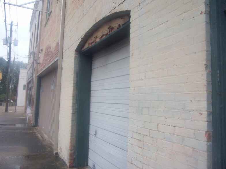 More Photos Of 102 S Main St, Wetumpka Storefront Retail Residential For Sale