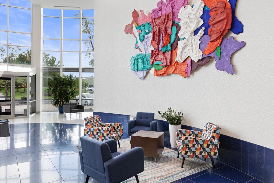 More Photos Of 1 Penn Center Blvd, Pittsburgh Unknown For Lease