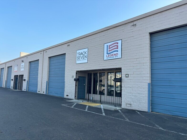 More Photos Of 3747 W Pacific Ave, Sacramento Warehouse For Lease