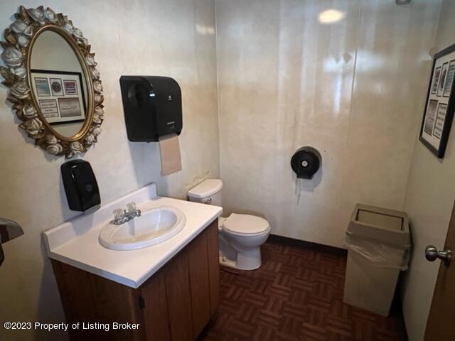 More Photos Of 22 Main St W, Dunn Center Restaurant For Sale