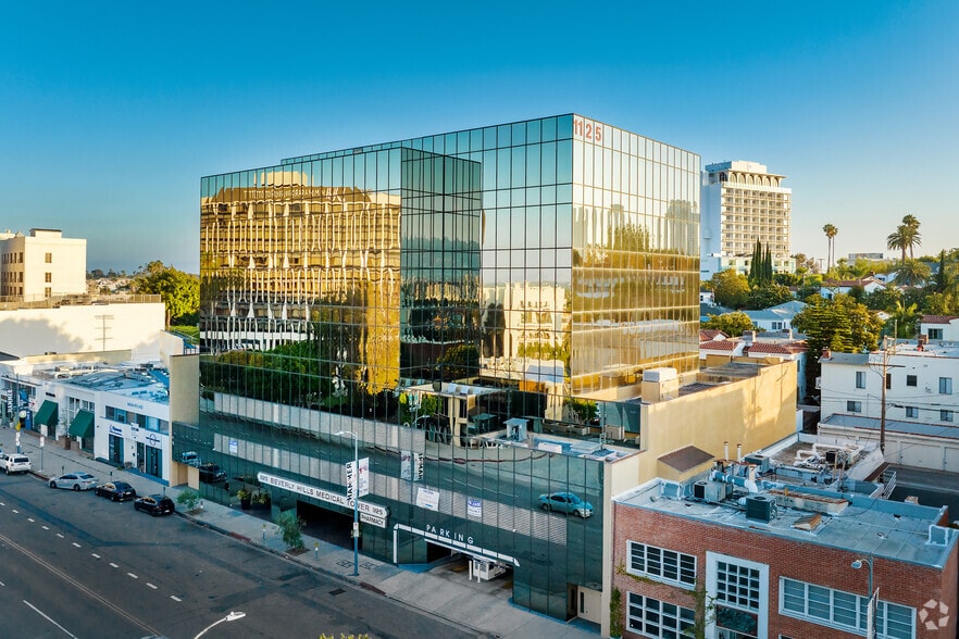 Primary Photo Of 1125 S Beverly Dr, Los Angeles Medical For Lease