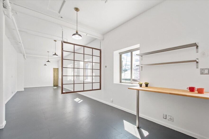 More Photos Of 215 SE 9th Ave, Portland Office Residential For Lease