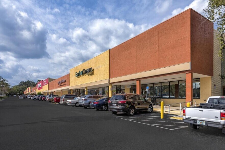 More Photos Of 1739-2015 E Silver Springs Blvd, Ocala General Retail For Sale