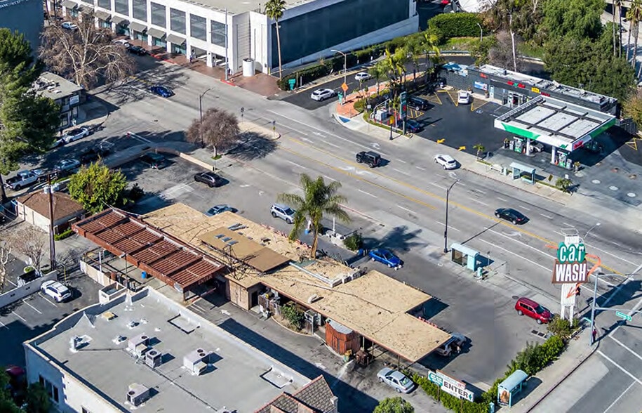 More Photos Of 3700 W Riverside Dr, Burbank Carwash For Sale