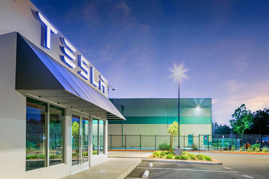 More Photos Of 27635 Diaz Rd, Temecula Manufacturing For Sale