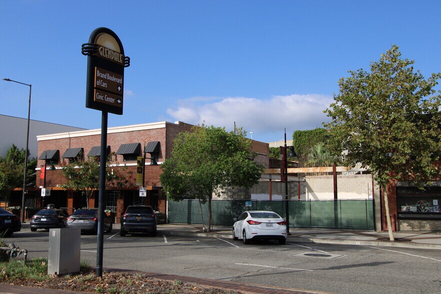 More Photos Of 233 N Brand Blvd, Glendale Land For Sale