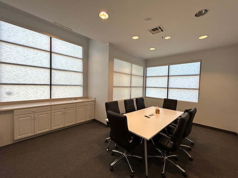 More Photos Of 4700 Dexter Dr, Plano Medical For Lease