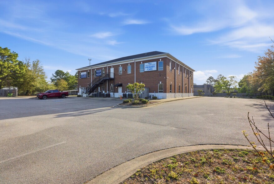 More Photos Of 2356 John Smith Rd, Fayetteville Medical For Lease