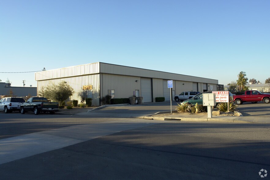 More Photos Of 9412-9416 Shellabarger Rd, Bakersfield Service For Lease