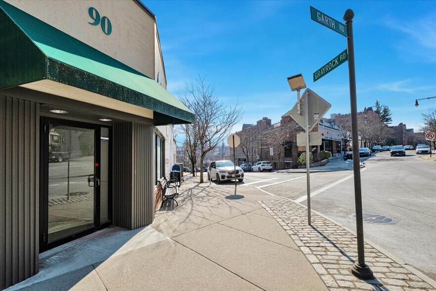 More Photos Of 90 Garth Rd, Scarsdale Unknown For Lease