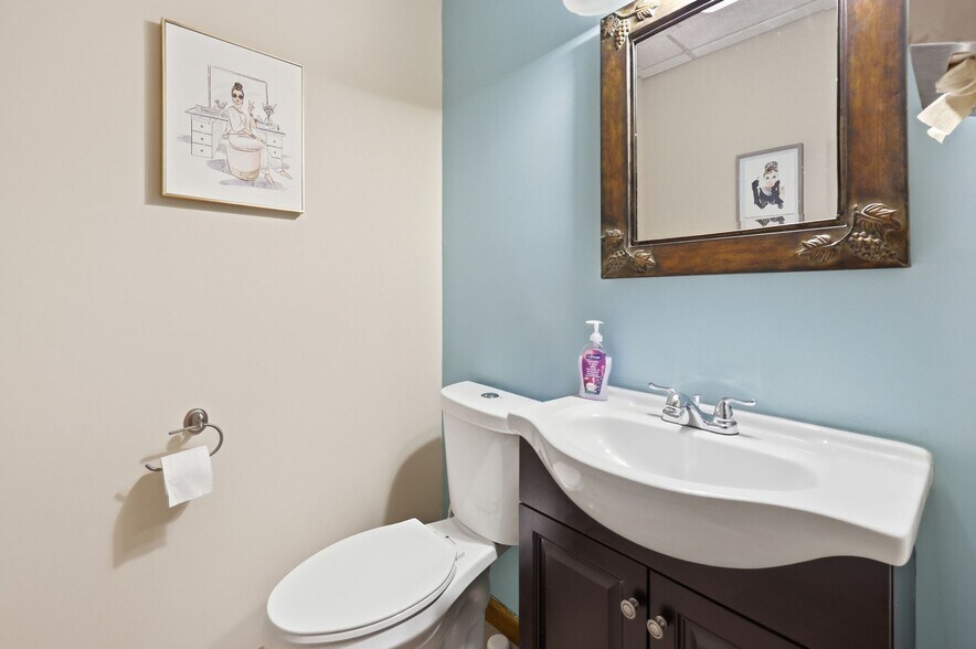 More Photos Of 200 Center St, Ludlow Medical For Sale