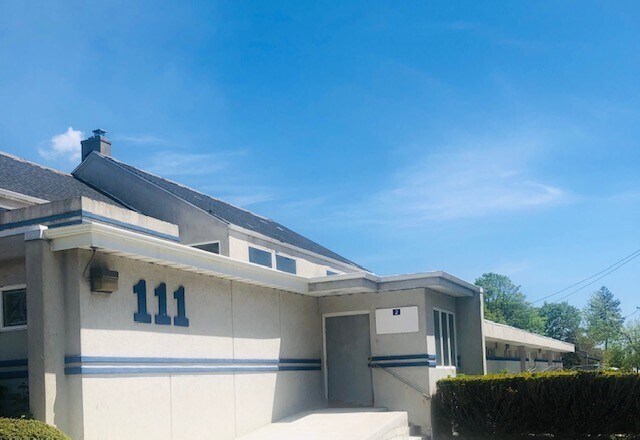 More Photos Of 111 Carleton Ave, Islip Terrace Medical For Lease