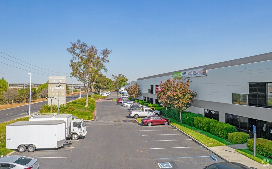 More Photos Of 304-344 S Abbott Ave, Milpitas Unknown For Lease