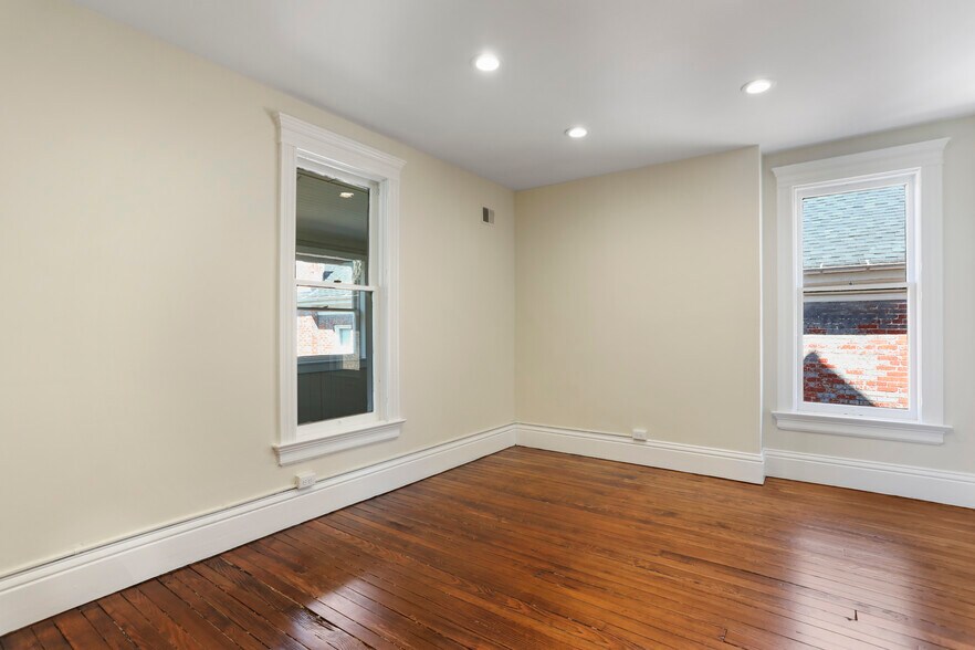 More Photos Of 408 W King St, Martinsburg Loft Creative Space For Lease