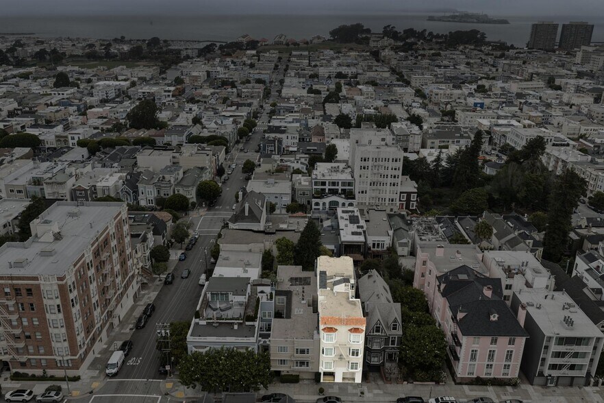 More Photos Of 1874 Vallejo St, San Francisco Multifamily For Sale