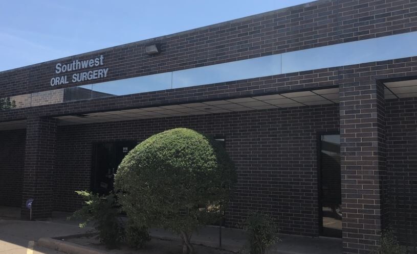 Primary Photo Of 916 SW 38th St, Lawton Medical For Lease