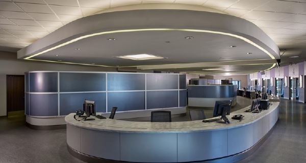 More Photos Of 201 S Sara Rd, Mustang Hospital For Lease