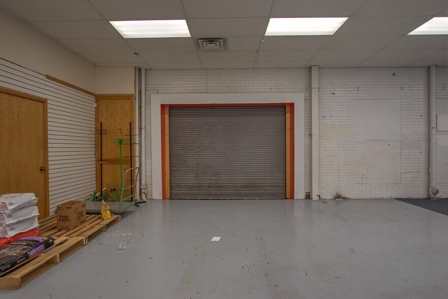 More Photos Of 206 Union St S, Mora Freestanding For Lease
