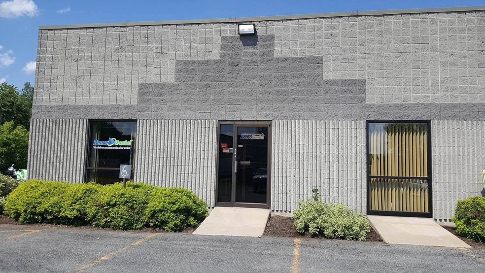 More Photos Of 200 Gateway Park Dr, Syracuse Warehouse For Sale