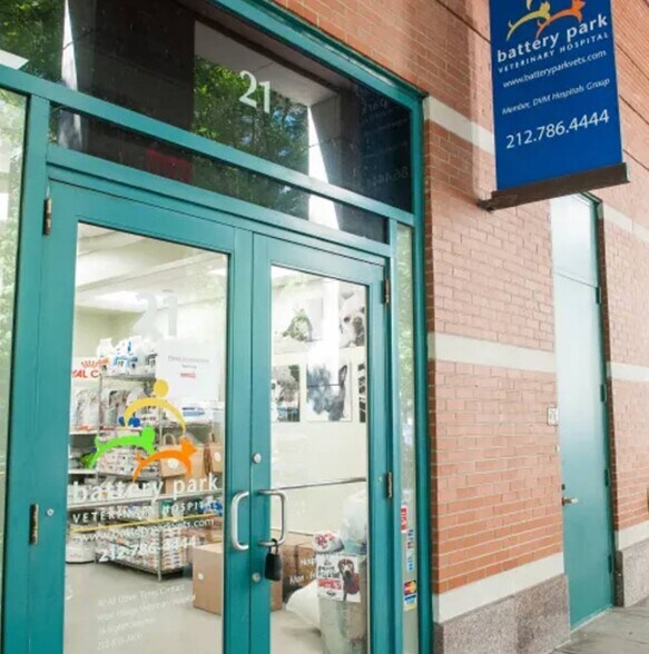 More Photos Of 21 South End Ave, New York Apartments For Lease