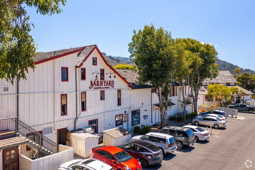 More Photos Of 3618 The Barnyard, Carmel Unknown For Lease