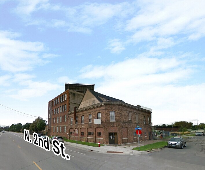 More Photos Of 1729 N 2nd St, Minneapolis Flex For Lease