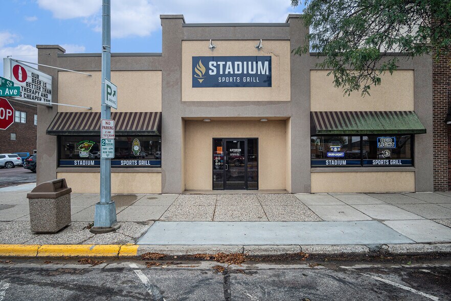 More Photos Of 203 N Egan Ave, Madison General Retail For Sale