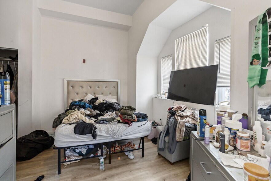 More Photos Of 3301-3303 N 16th St, Philadelphia Apartments For Sale