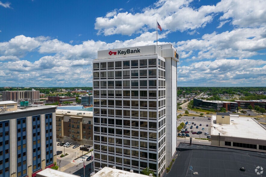More Photos Of 202 S Michigan St, South Bend Medical For Lease