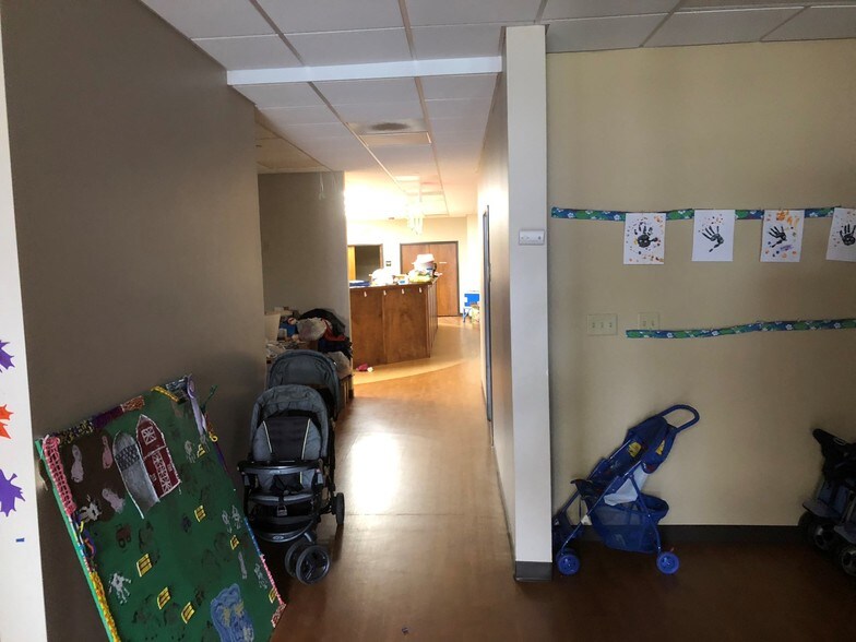More Photos Of 315 W 3rd St N, Newton Office For Sale