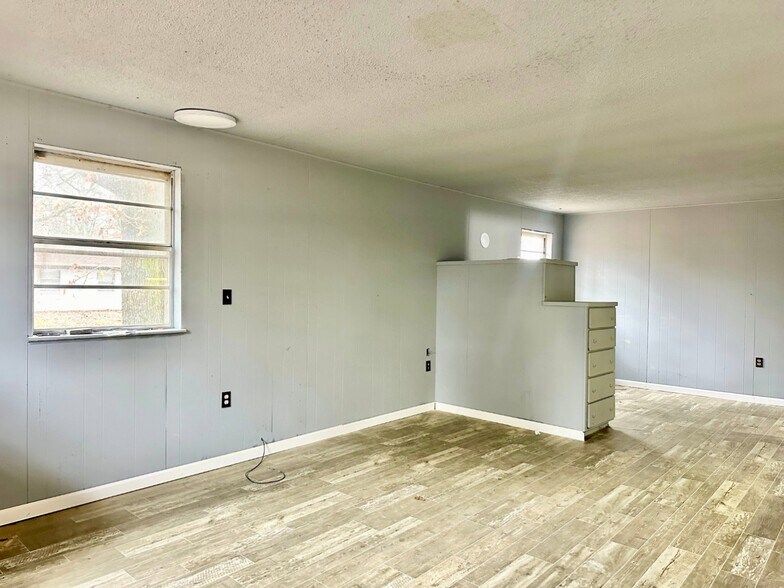 More Photos Of 195 County Road 137, Corning Apartments For Sale